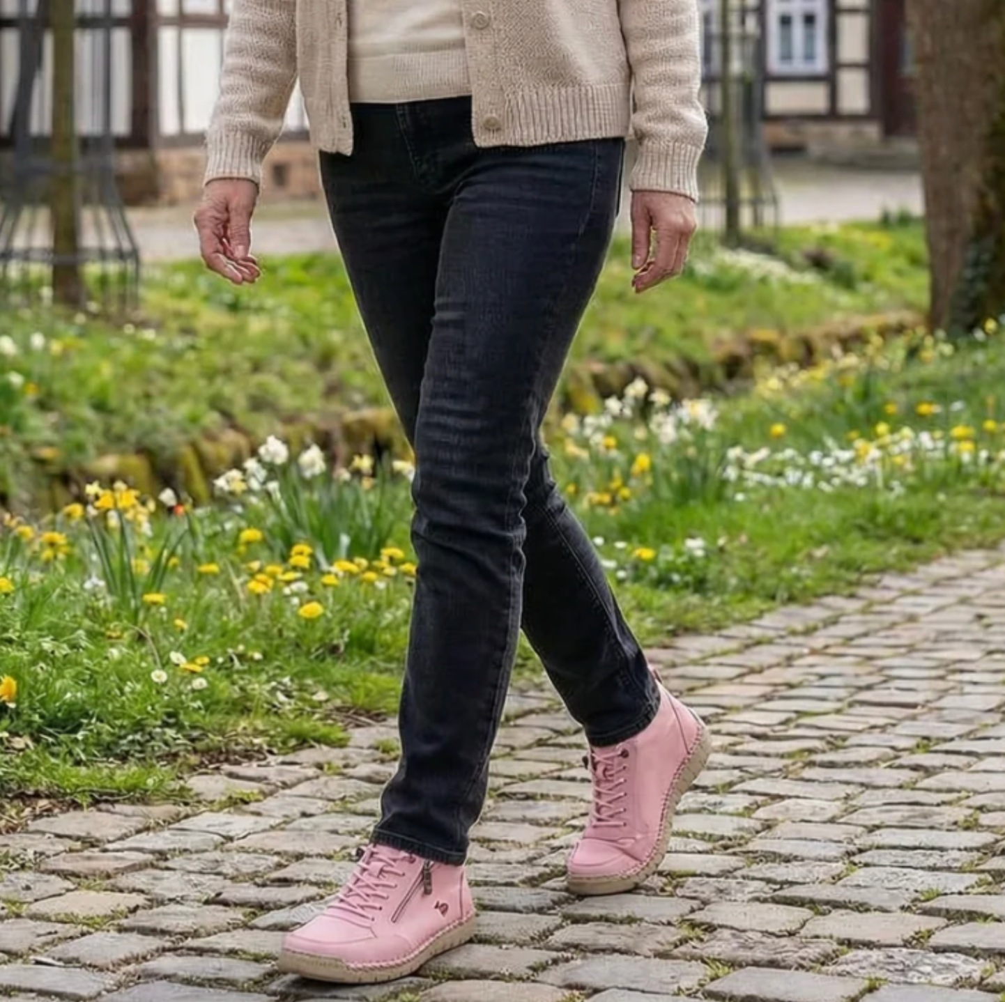 SOFTSTEP™ ORTHOPEDIC SNEAKERS