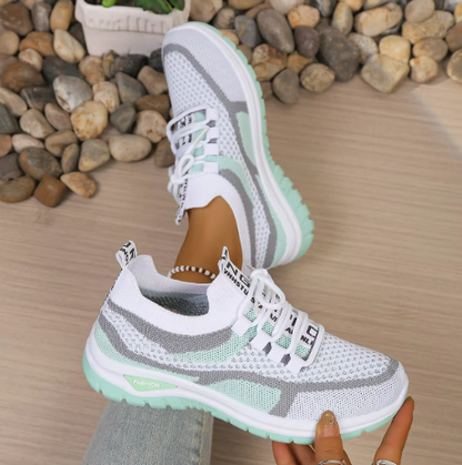 LUNOX LIGHTWEIGHT SNEAKERS