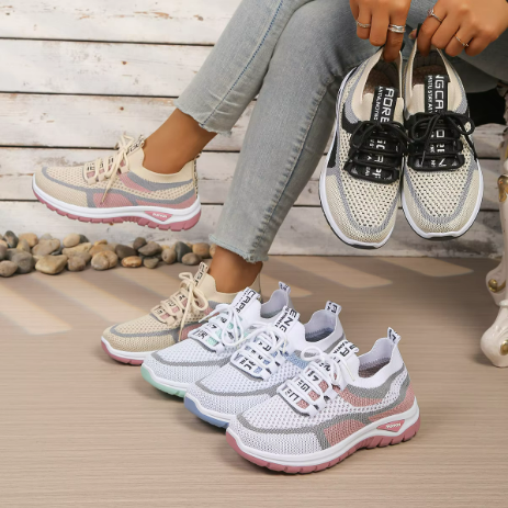 LUNOX LIGHTWEIGHT SNEAKERS